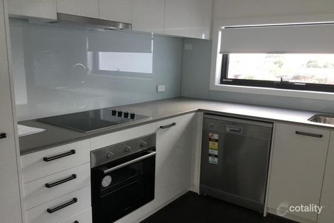 206/3 Oaklands Ct, Highett, VIC 3190