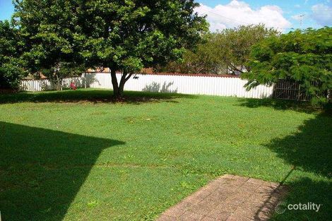 Property photo of 15 Constance Avenue Mermaid Waters QLD 4218