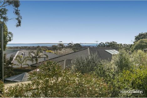 Property photo of 18 Wakool Avenue Rosebud VIC 3939
