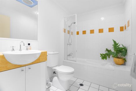 Property photo of 2/12 Station Avenue Gaythorne QLD 4051