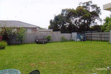 Property photo of 17 Grevillea Place Pakenham VIC 3810