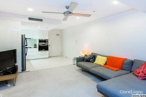 Property photo of 2076/16 Hamilton Place Bowen Hills QLD 4006