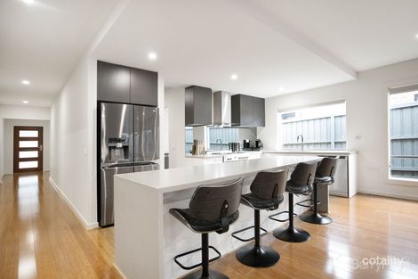 Property photo of 22 Grant Parade Officer VIC 3809