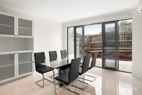 Property photo of 5/25 Clay Drive Doncaster VIC 3108
