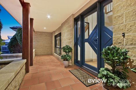 Property photo of 19 Serenity Way Mornington VIC 3931