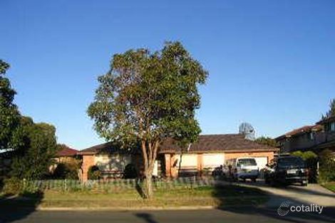 64 Melbourne Rd, St Johns Park, NSW 2176