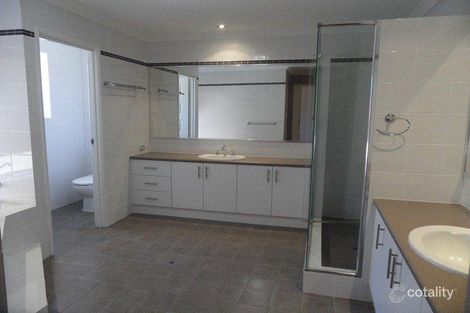 Property photo of 5 Rowan Place Mullaloo WA 6027