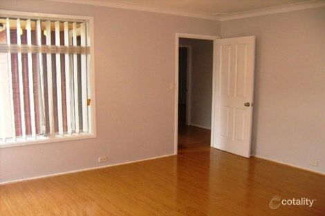 Property photo of 28 Fern Avenue Bradbury NSW 2560