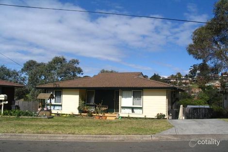 99 Stanley Ave, Farmborough Heights, NSW 2526