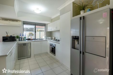 Property photo of 16 Glasgow Way Seville Grove WA 6112