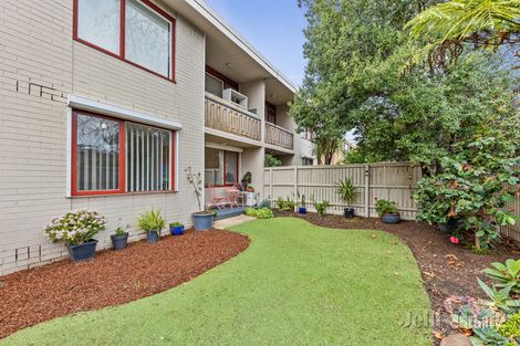 2/205 Station St, Fairfield, VIC 3078