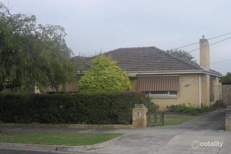 39 Browns Rd, Bentleigh East, VIC 3165