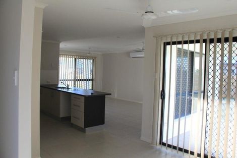 Property photo of 12 Lochern Way Bushland Beach QLD 4818