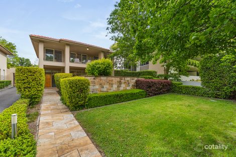 Property photo of 2/15 State Circle Forrest ACT 2603