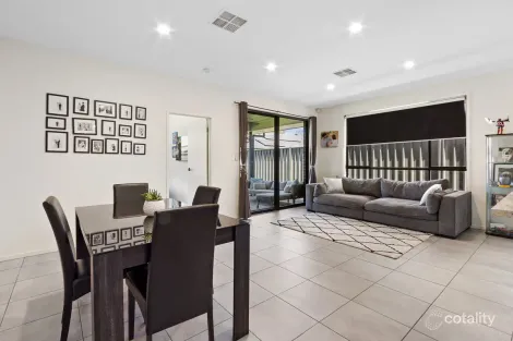 Property photo of 11 Sam Circuit Angle Vale SA 5117