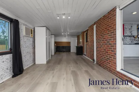 Property photo of 40 Baker Drive Tenambit NSW 2323