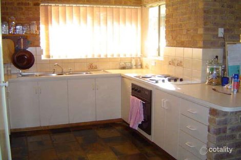 2 Smugglers Pass, Drummond Cove, WA 6532