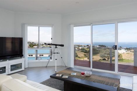 Property photo of 31 Bolger Way Encounter Bay SA 5211