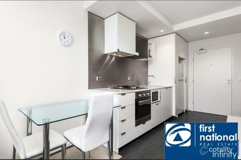 Property photo of 207/19-21 Hanover Street Oakleigh VIC 3166