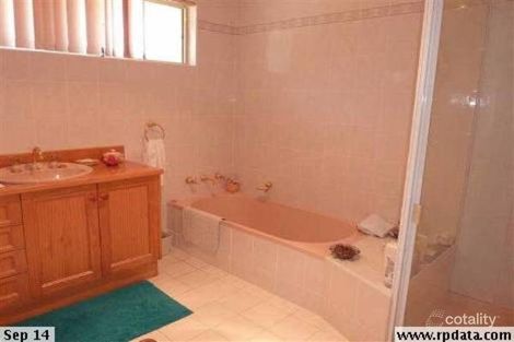 Property photo of 52 Seabreeze Parade Green Point NSW 2428