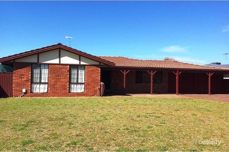 15 Quamby Ct, Silver Sands, WA 6210