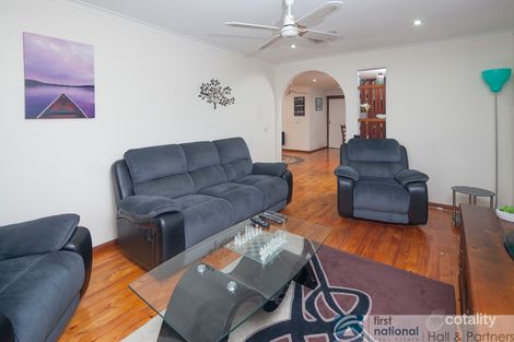 Property photo of 152 James Cook Drive Endeavour Hills VIC 3802