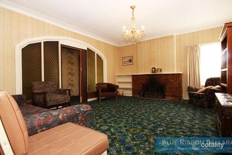 Property photo of 249 Dowling Street Wendouree VIC 3355