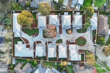 8/4 Nizam Ct, Wantirna, VIC 3152