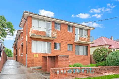 Property photo of 9/2 Yangoora Road Belmore NSW 2192