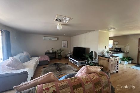 Property photo of 11 Blanche Court Roxby Downs SA 5725