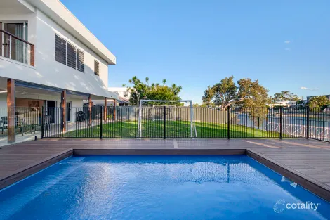 Property photo of 48 Parnki Parade Palm Beach QLD 4221