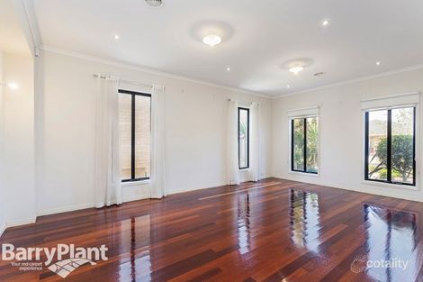 Property photo of 11 Bayside Drive Point Cook VIC 3030