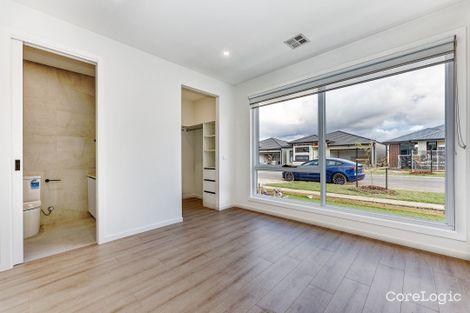 Property photo of 13 Beaconsfield Drive Mickleham VIC 3064