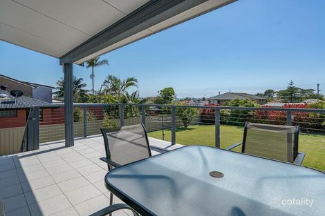 Property photo of 53 Macquarie Grove Caves Beach NSW 2281