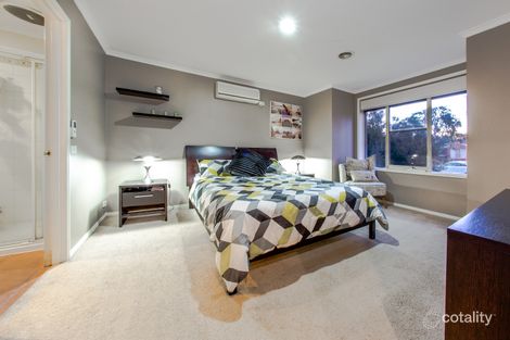 Property photo of 5 Eldershaw Drive Lynbrook VIC 3975