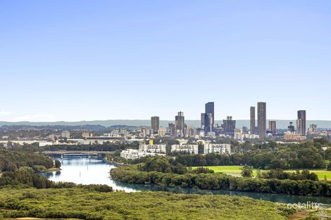 1613/17 Wentworth Pl, Wentworth Point, NSW 2127