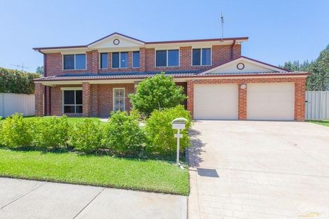 12 Elanet Ave, Cameron Park, NSW 2285
