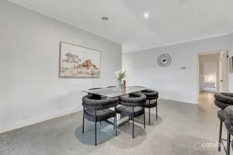 Property photo of 5 Bemm Court Werribee VIC 3030