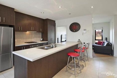 Property photo of 23 Hyde Park Terrace Point Cook VIC 3030