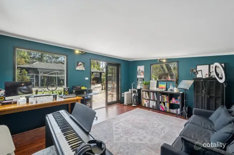 Property photo of 190 Blaxland Road Wentworth Falls NSW 2782