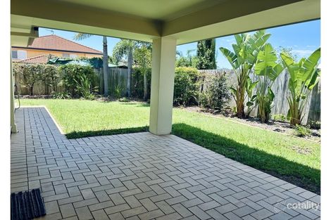 Property photo of 5 Whitewood Place Molendinar QLD 4214