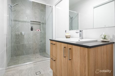 Property photo of 10 Keats Street Cannon Hill QLD 4170