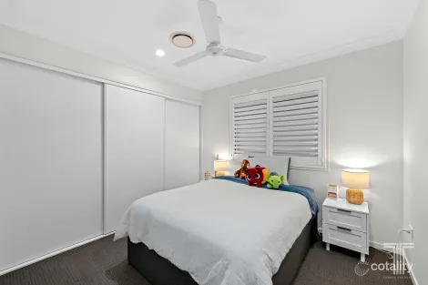 Property photo of 25 Moreton Avenue Wynnum QLD 4178