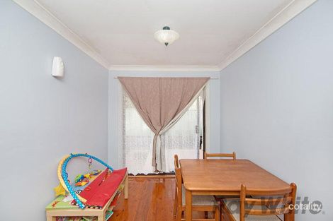 Property photo of 94 Catherine Street Mannering Park NSW 2259