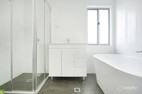 Property photo of 1/234 Flagstaff Road Lake Heights NSW 2502