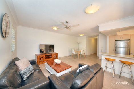 Property photo of 2/2363-2365 Gold Coast Highway Mermaid Beach QLD 4218