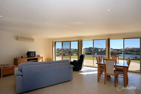 Property photo of 52 Prince Alfred Parade Hindmarsh Island SA 5214