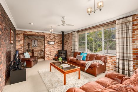 Property photo of 2 Rhodes Avenue Balgownie NSW 2519