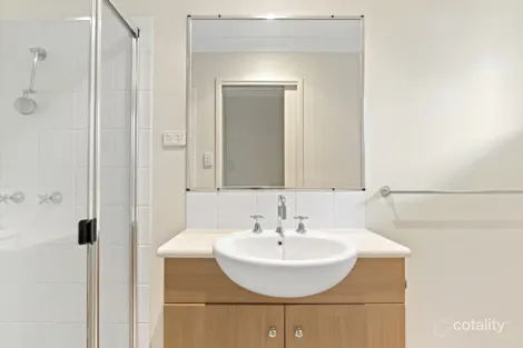 Property photo of 7/18 Geraldton Drive Varsity Lakes QLD 4227