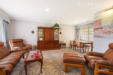 Property photo of 39 Sharpe Court Berwick VIC 3806